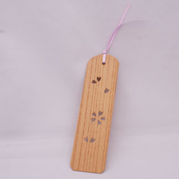 木の香りのしおり　桜