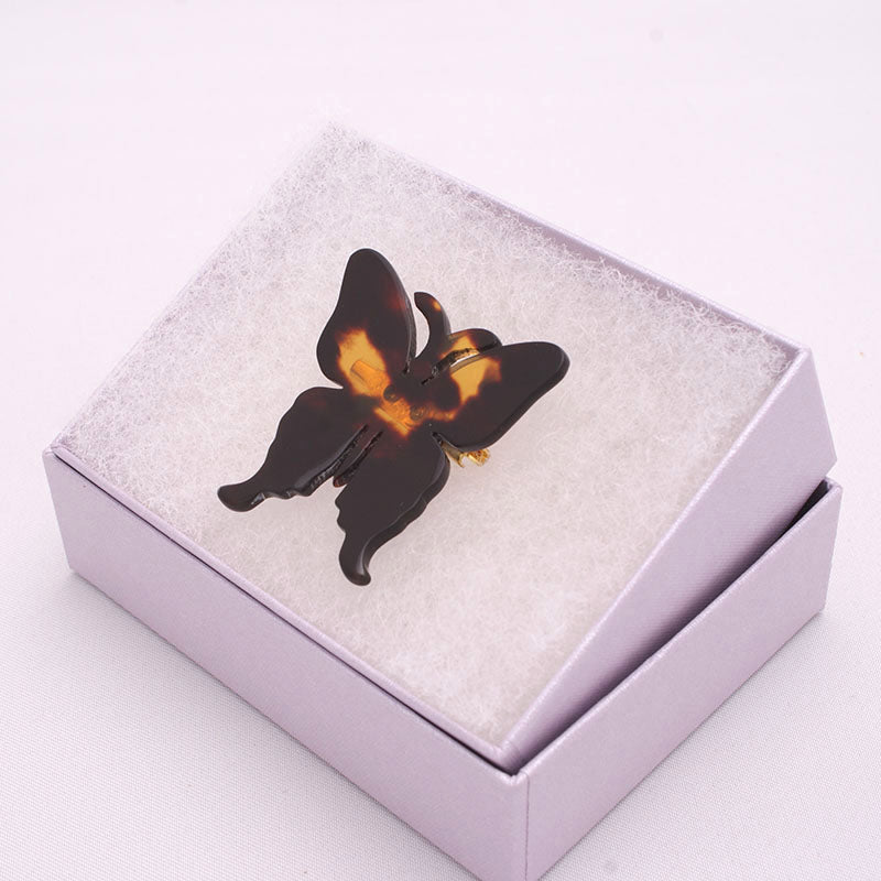 Tortoiseshell brooch (butterfly)